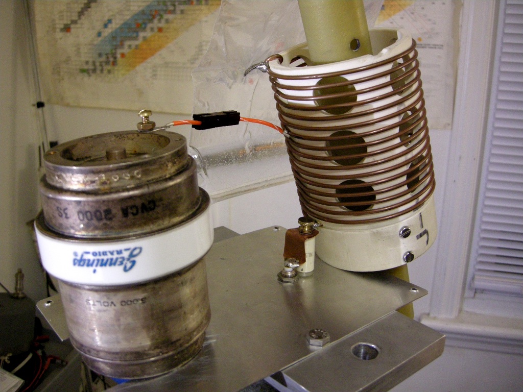 Series LC equivalent-series-resistance test setup